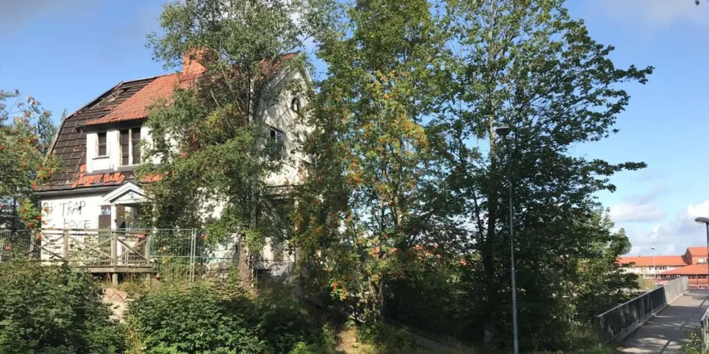 Villa vid centrum. 