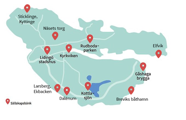 Sällskapsbänkarna är placerade över hela ön.